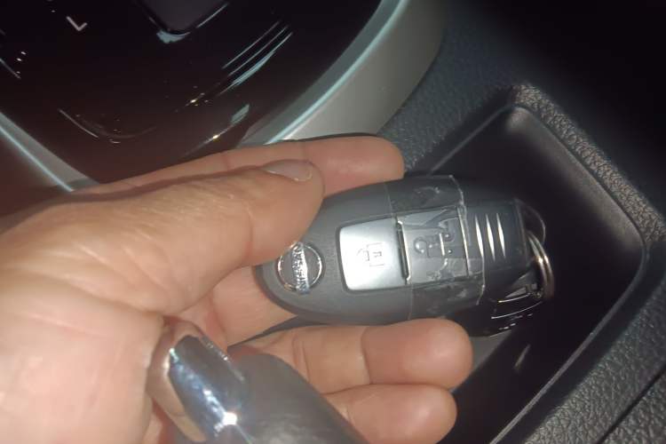 Used Nissan Tiida 2020 1.6L CVT Smart Drive Edition Interior 1