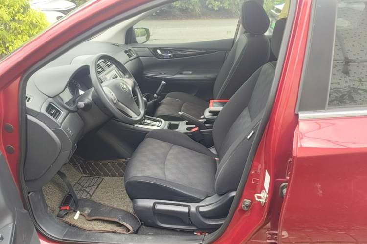 Used Nissan Tiida 2020 1.6L CVT Cool Edition Left Front Seat