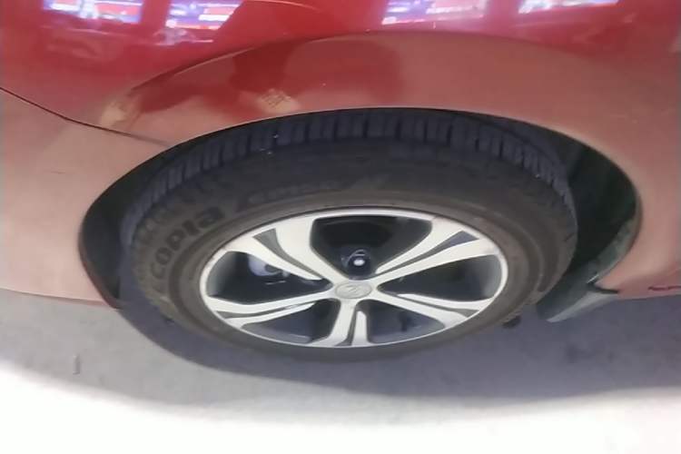 Used Nissan Tiida 2020 1.6L CVT Smart Drive Edition Left Front Wheel Hub