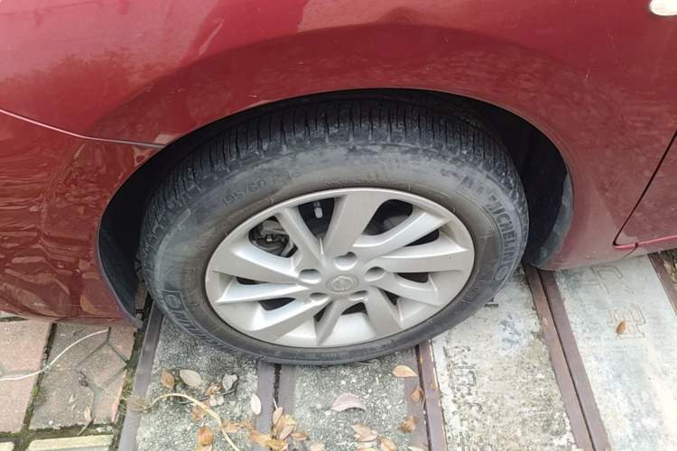 Used Nissan Tiida 2020 1.6L CVT Cool Edition Left Front Wheel Hub