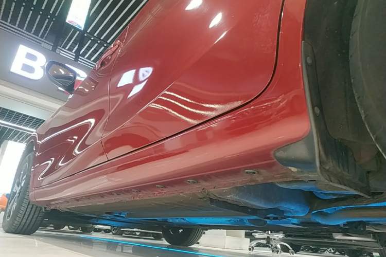 Used Nissan Tiida 2020 1.6L CVT Smart Drive Edition Left Side Sill