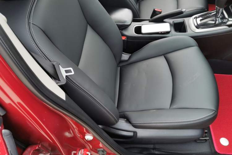 Used Nissan Tiida 2020 1.6L CVT Cool Edition Right Front Seat