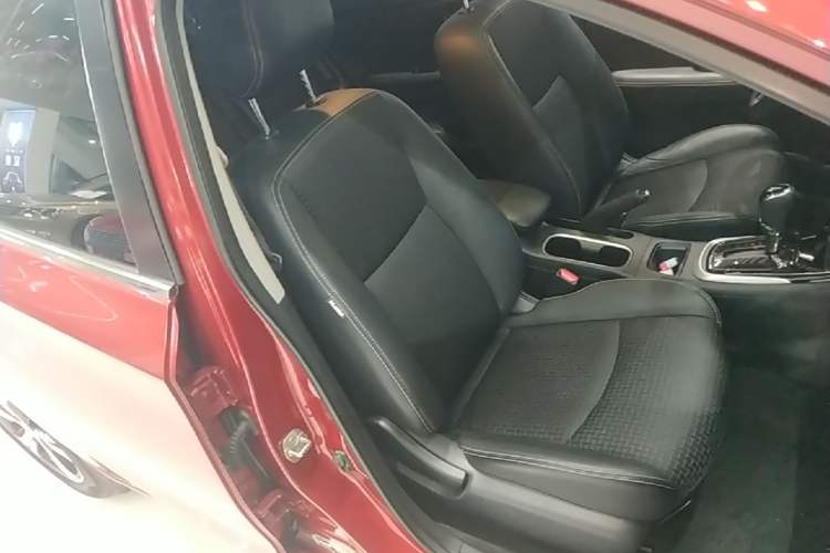 Used Nissan Tiida 2020 1.6L CVT Smart Drive Edition Right Front Seat