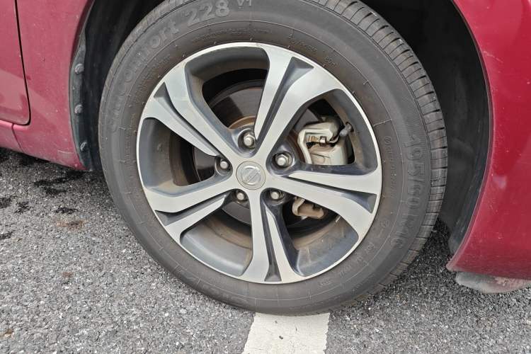 Used Nissan Tiida 2020 1.6L CVT Smart Enjoyment Edition Right Front Wheel Hub