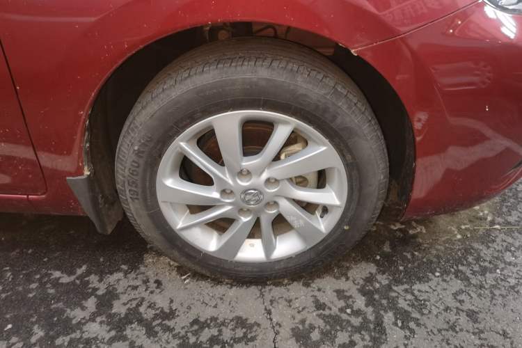 Used Nissan Tiida 2020 1.6L CVT Cool Edition Right Front Wheel Hub