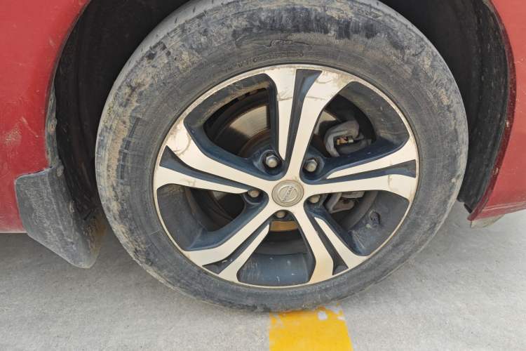 Used Nissan Tiida 2020 1.6L CVT Smart Drive Edition Right Front Wheel Hub