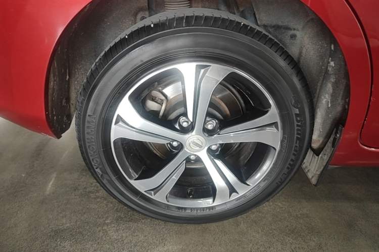 Used Nissan Tiida 2020 1.6L CVT Smart Drive Edition Right Rear Wheel Hub