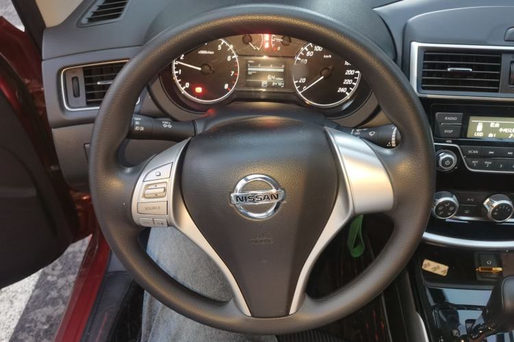 Used Nissan Tiida 2020 1.6L CVT Cool Edition Steering Wheel