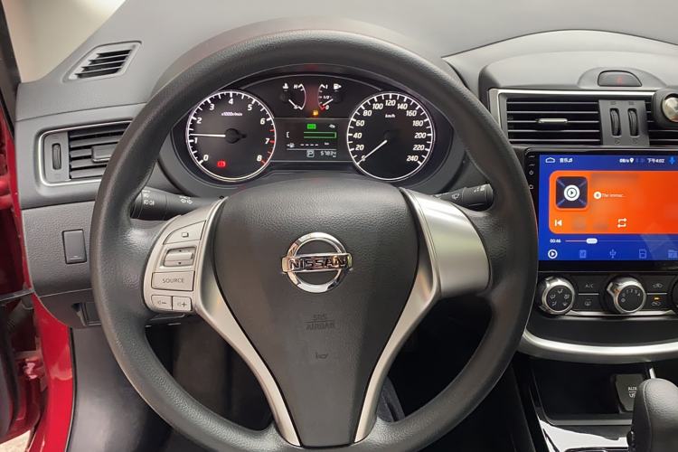Used Nissan Tiida 2020 1.6L CVT Cool Edition Steering Wheel