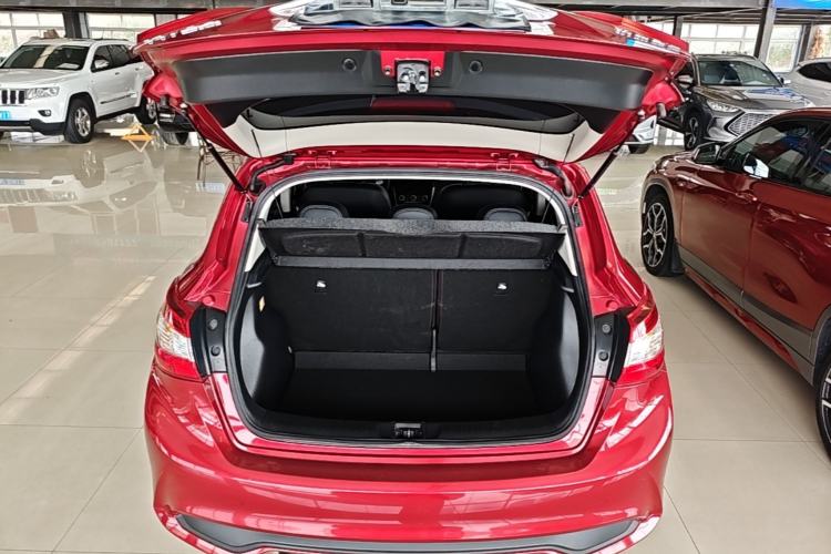 Used Nissan Tiida 2020 1.6L CVT Smart Drive Edition Trunk
