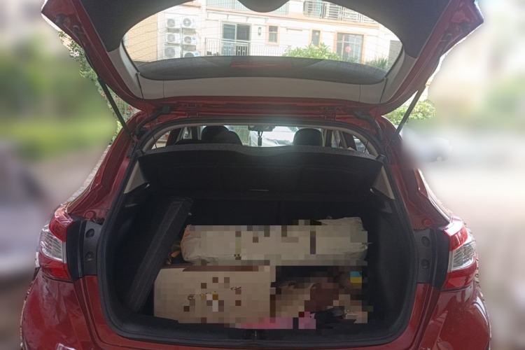 Used Nissan Tiida 2020 1.6L CVT Smart Enjoyment Edition Trunk
