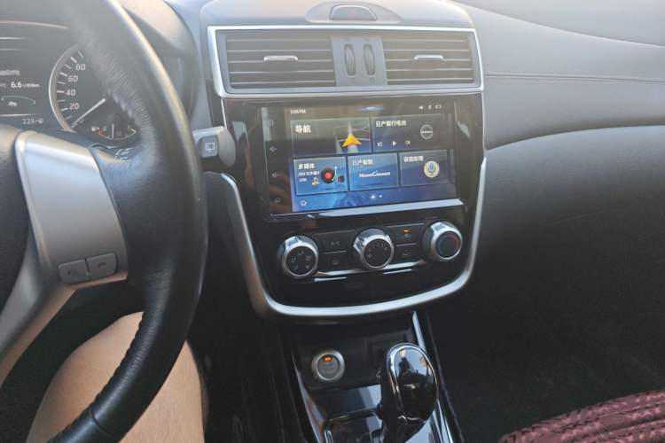 Used Nissan Tiida 2020 1.6L CVT Smart Drive Edition Audio And AC Panel