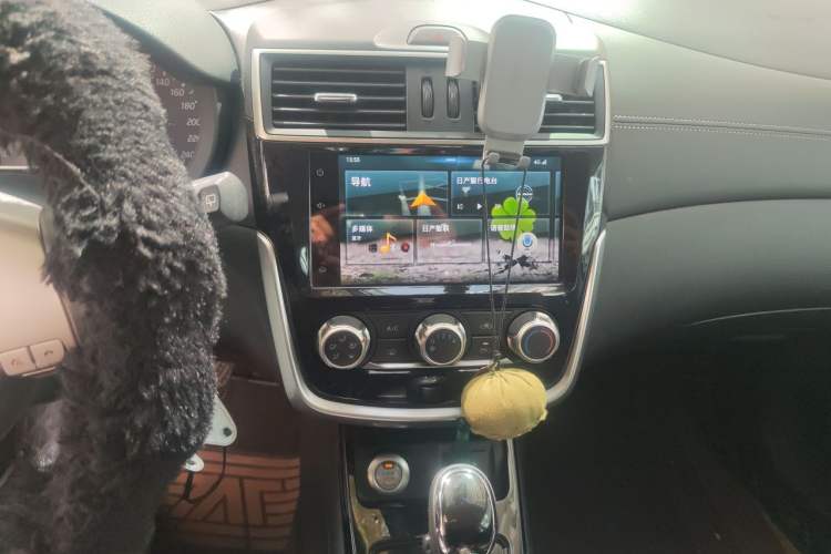 Used Nissan Tiida 2020 1.6L CVT Smart Drive Edition Audio And AC Panel