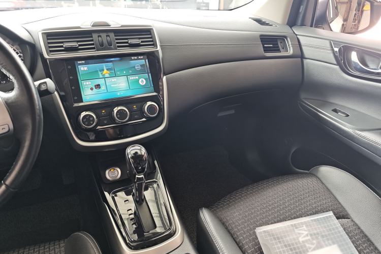 Used Nissan Tiida 2020 1.6L CVT Smart Drive Edition Audio And AC Panel