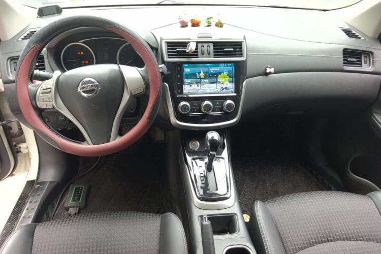 Used Nissan Tiida 2020 1.6L CVT Smart Drive Edition Center Console