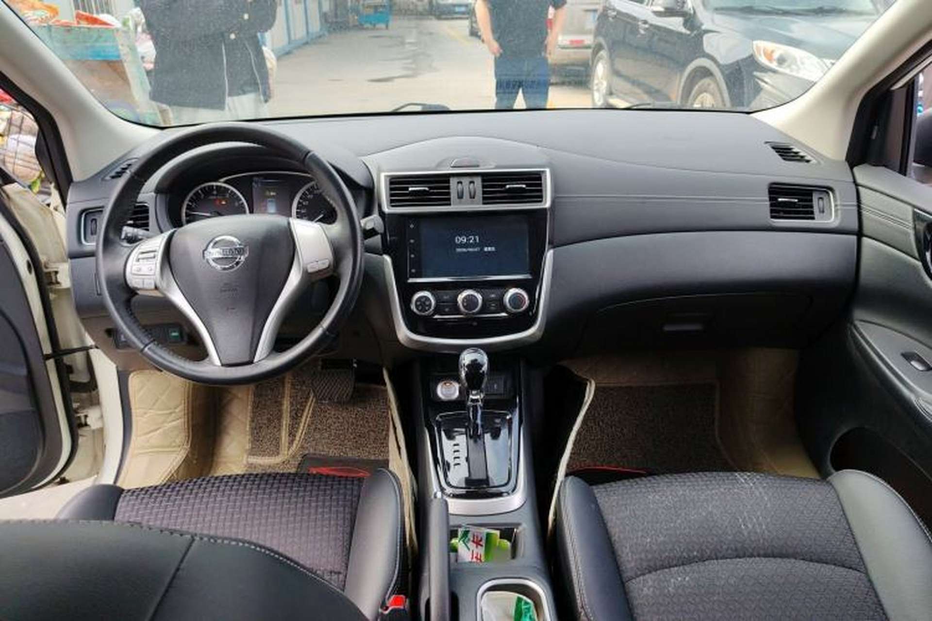 Used Nissan Tiida 2020 1.6L CVT Smart Drive Edition Center Console