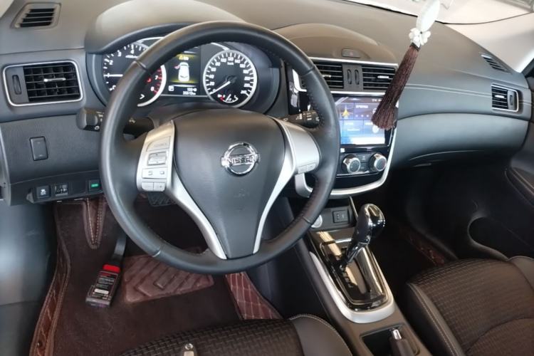 Used Nissan Tiida 2020 1.6L CVT Smart Drive Edition Center Console