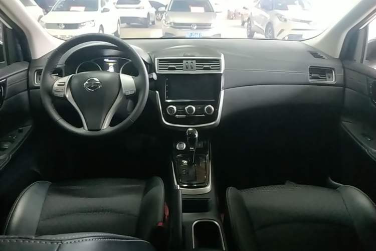 Used Nissan Tiida 2020 1.6L CVT Smart Drive Edition Center Console