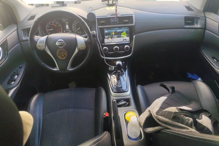 Used Nissan Tiida 2020 1.6L CVT Smart Enjoyment Edition Center Console