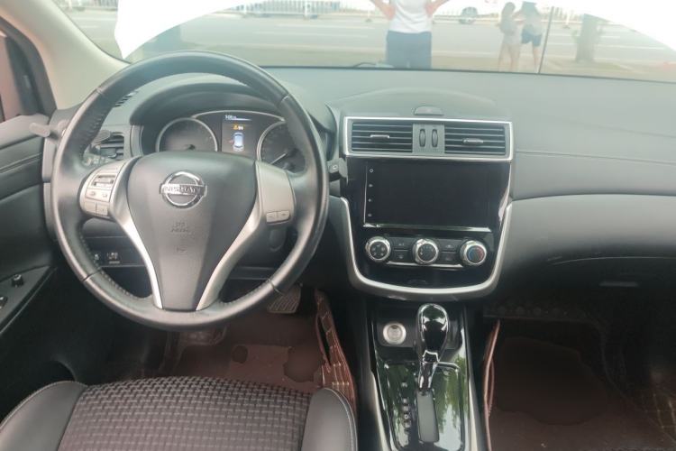 Used Nissan Tiida 2020 1.6L CVT Smart Drive Edition Center Console