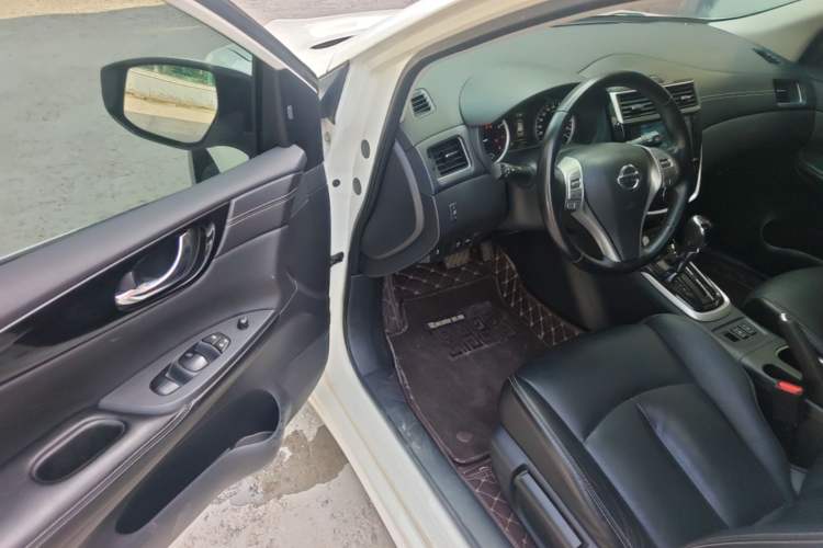 Used Nissan Tiida 2020 1.6L CVT ZhiZun Edition Driver Seat