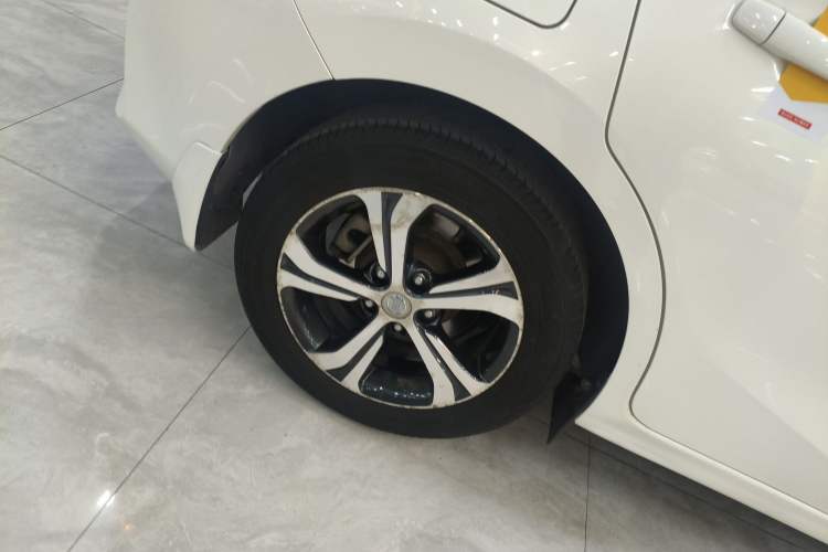 Used Nissan Tiida 2020 1.6L CVT Smart Drive Edition Exterior 5