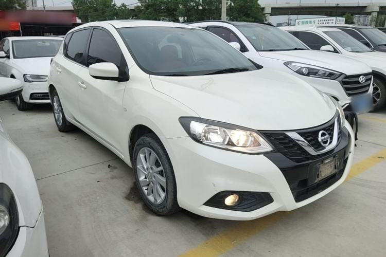 Used Nissan Tiida 2020 1.6L CVT Cool Edition Front Right 45 Deg