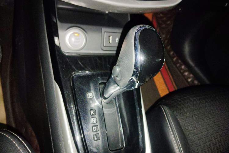 Used Nissan Tiida 2020 1.6L CVT Smart Drive Edition Gear Lever
