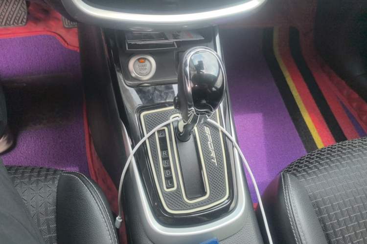 Used Nissan Tiida 2020 1.6L CVT Smart Drive Edition Gear Lever