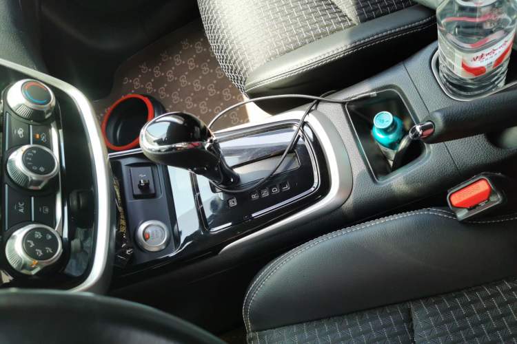 Used Nissan Tiida 2020 1.6L CVT Smart Drive Edition Gear Lever
