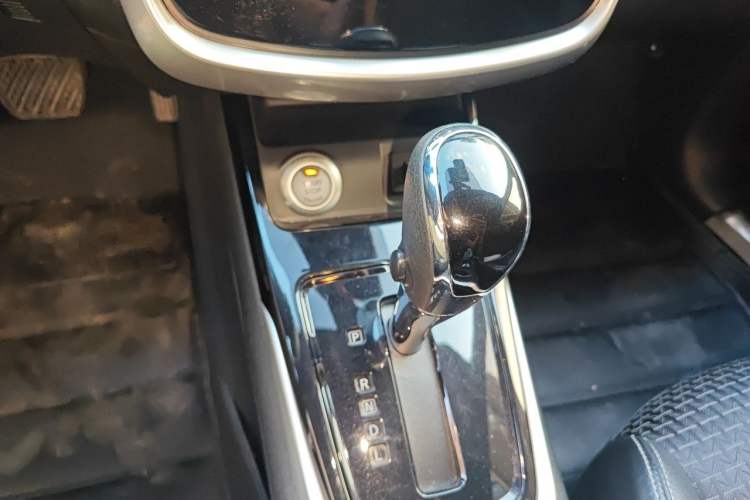 Used Nissan Tiida 2020 1.6L CVT Smart Drive Edition Gear Lever