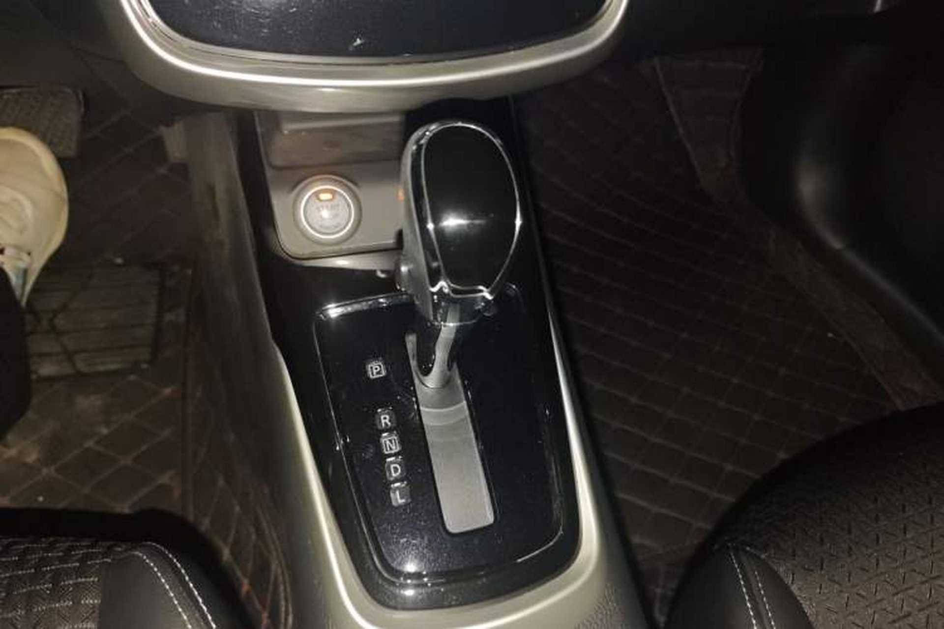 Used Nissan Tiida 2020 1.6L CVT Smart Drive Edition Gear Lever