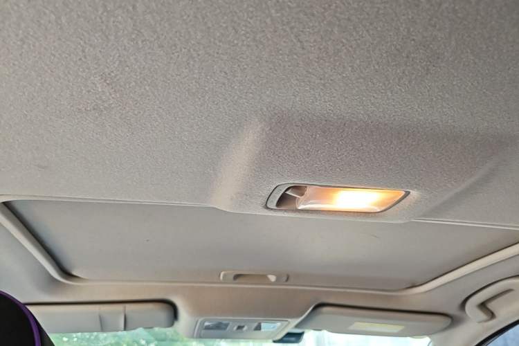 Used Nissan Tiida 2020 1.6L CVT Cool Edition Headliner