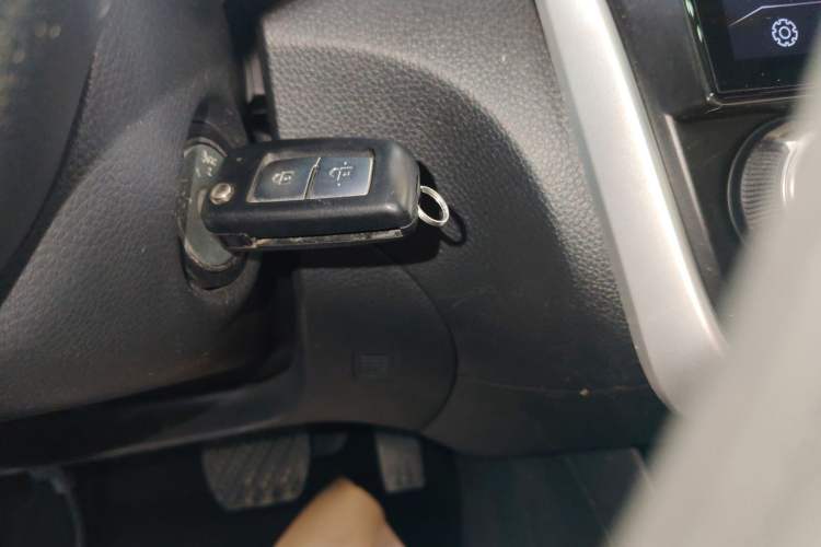 Used Nissan Tiida 2020 1.6L CVT Cool Edition Interior 1