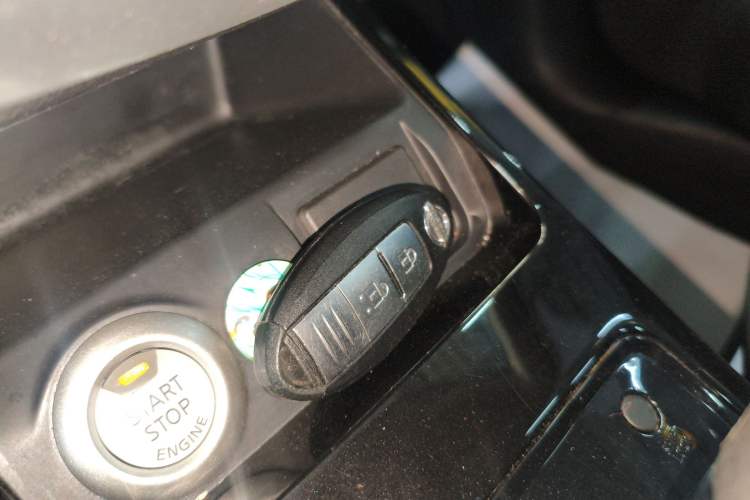 Used Nissan Tiida 2020 1.6L CVT Smart Drive Edition Interior 1