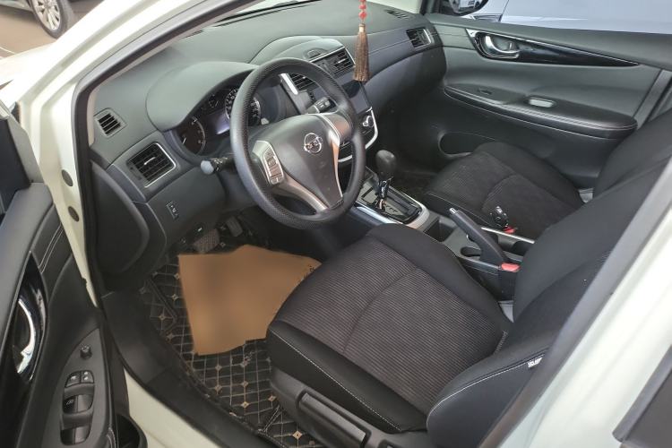 Used Nissan Tiida 2020 1.6L CVT Cool Edition Interior 1