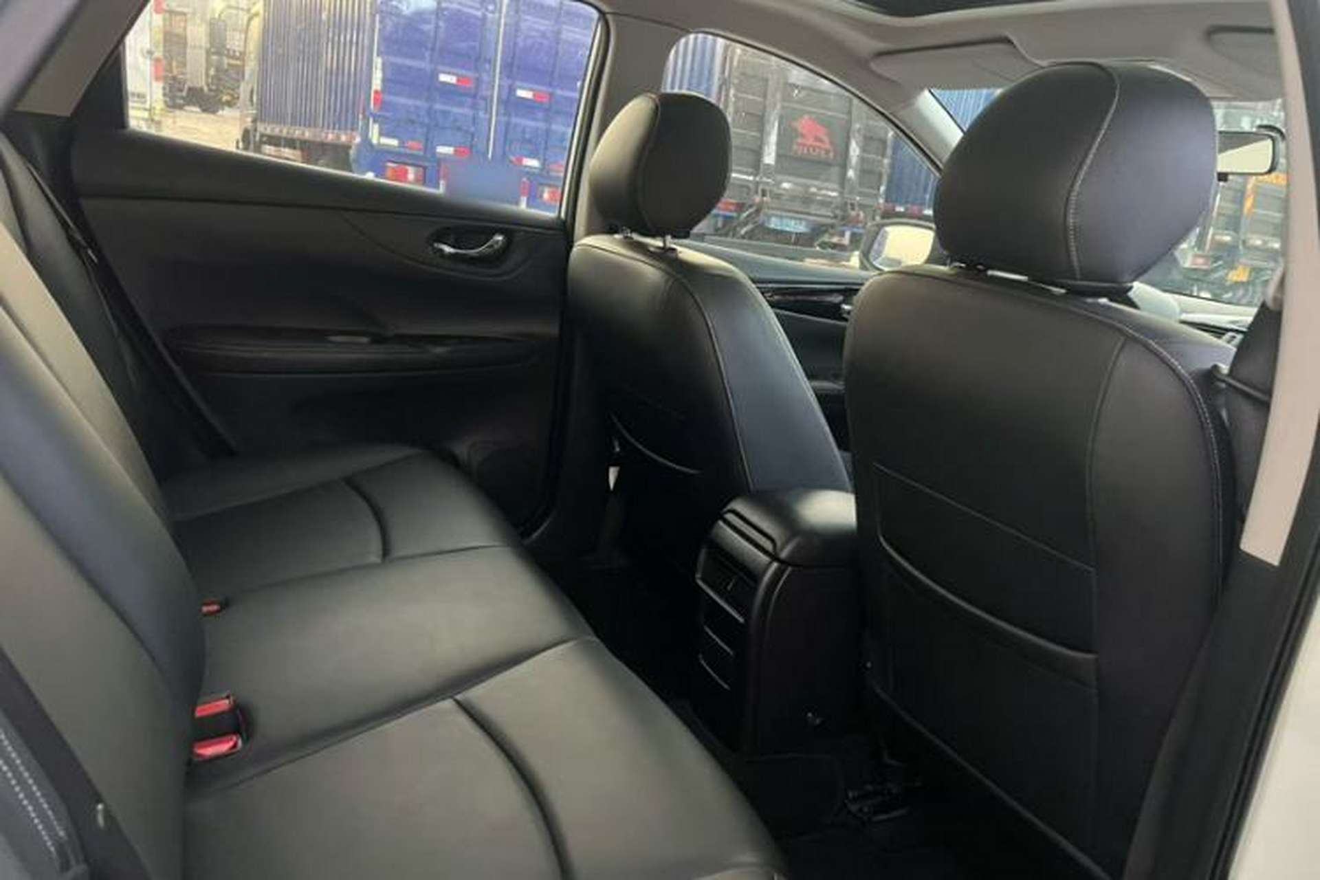 Used Nissan Tiida 2020 1.6L CVT Cool Edition Interior 2