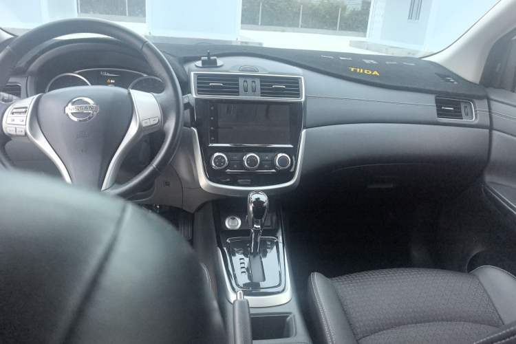 Used Nissan Tiida 2020 1.6L CVT Smart Drive Edition Interior 3