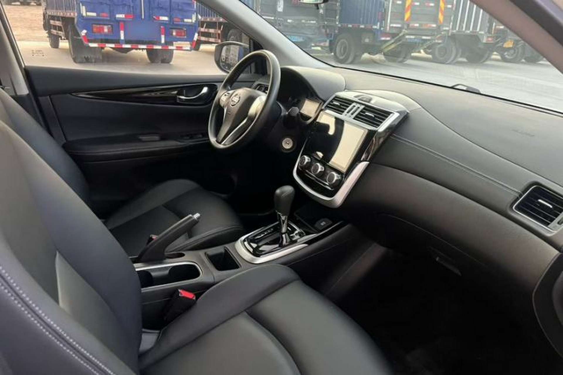 Used Nissan Tiida 2020 1.6L CVT Cool Edition Interior 3