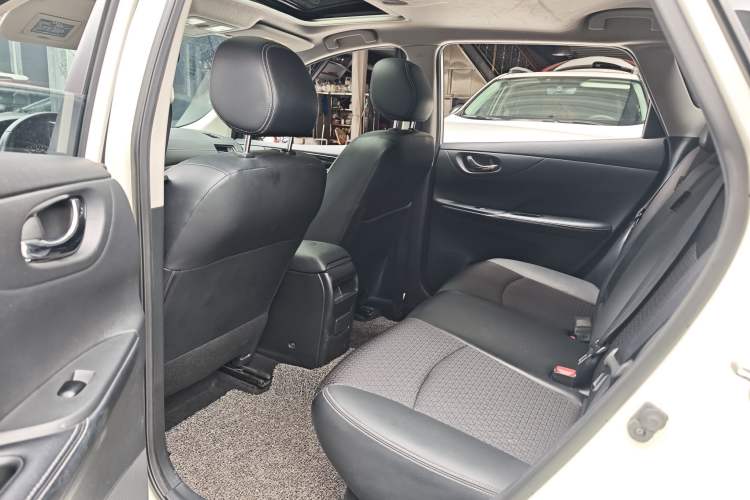 Used Nissan Tiida 2020 1.6L CVT Smart Drive Edition Interior 5