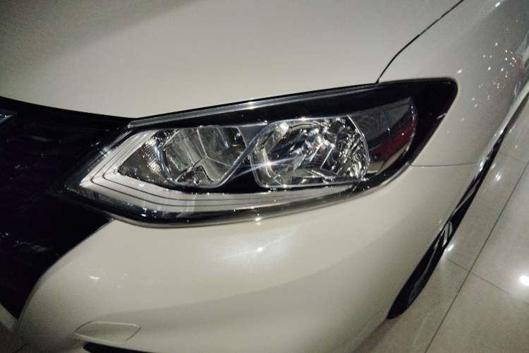 Used Nissan Tiida 2020 1.6L CVT Smart Drive Edition Left Front Headlight