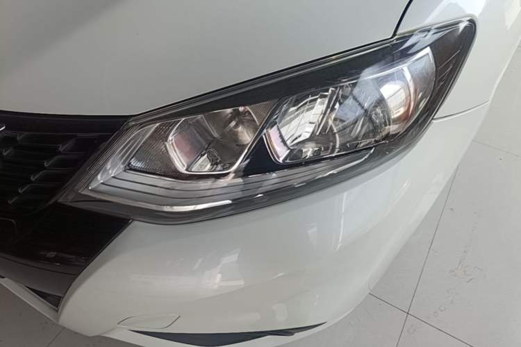 Used Nissan Tiida 2020 1.6L CVT Smart Drive Edition Left Front Headlight