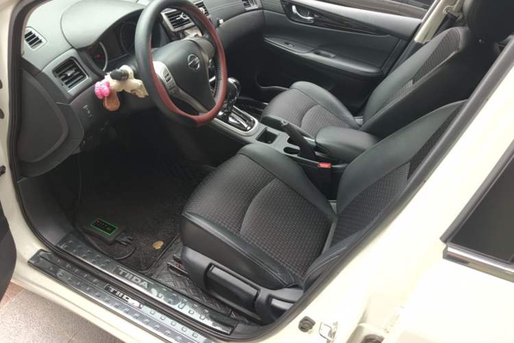 Used Nissan Tiida 2020 1.6L CVT Smart Drive Edition Left Front Seat