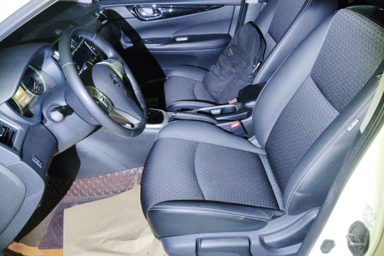 Used Nissan Tiida 2020 1.6L CVT Smart Drive Edition Left Front Seat