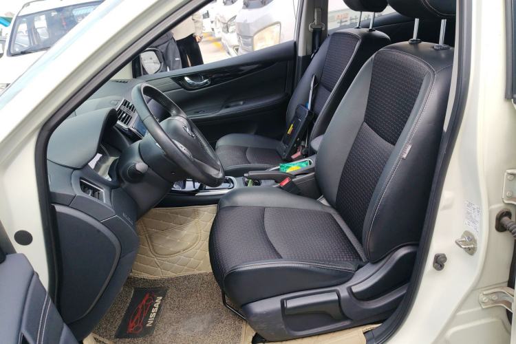 Used Nissan Tiida 2020 1.6L CVT Smart Drive Edition Left Front Seat