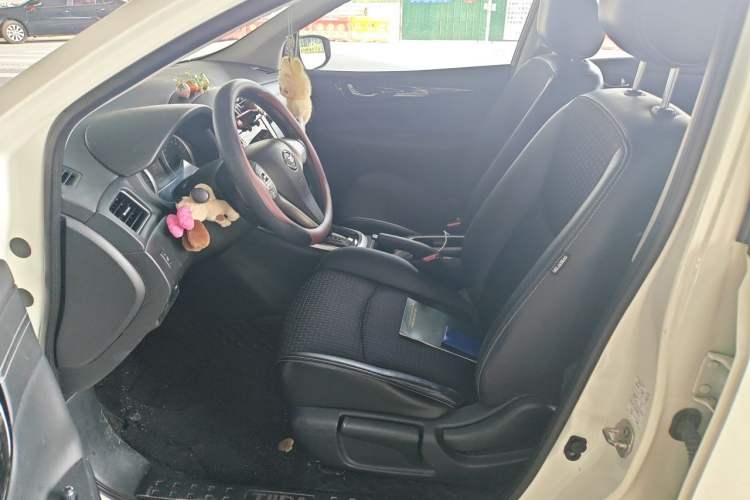 Used Nissan Tiida 2020 1.6L CVT Smart Drive Edition Left Front Seat