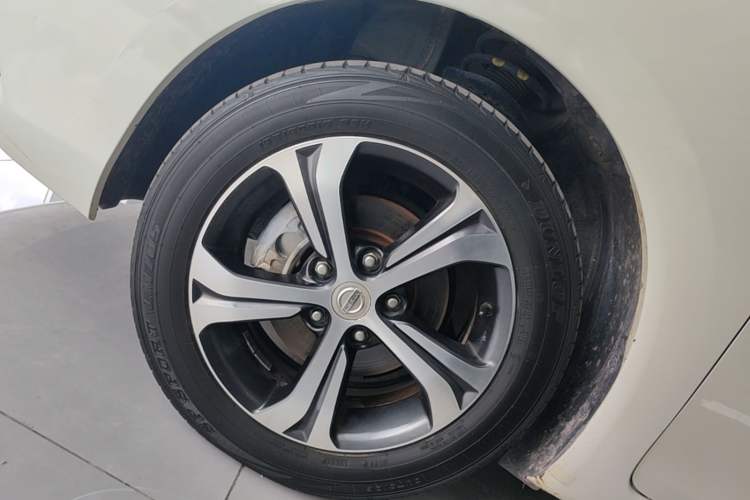 Used Nissan Tiida 2020 1.6L CVT Smart Drive Edition Left Front Wheel Hub