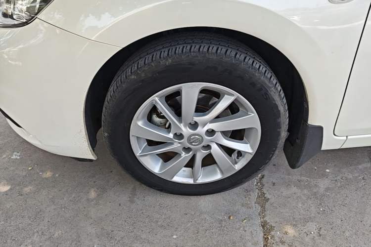 Used Nissan Tiida 2020 1.6L CVT Cool Edition Left Front Wheel Hub