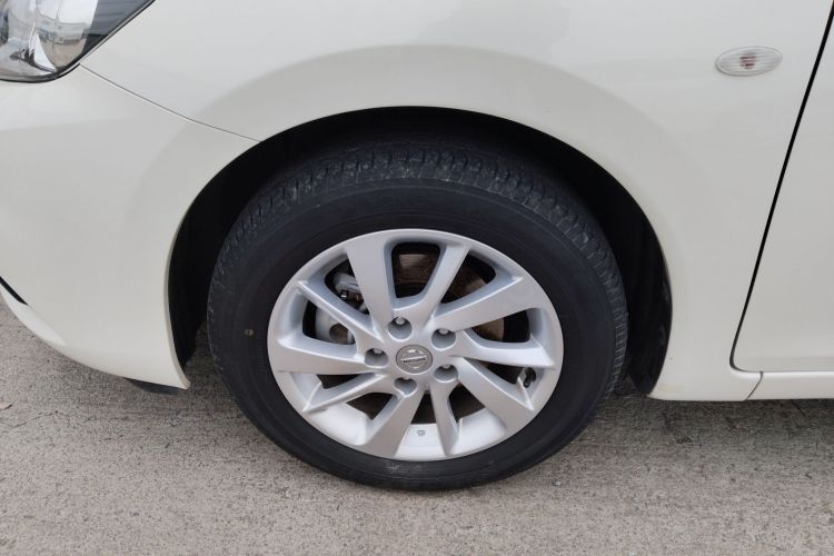 Used Nissan Tiida 2020 1.6L CVT Cool Edition Left Front Wheel Hub