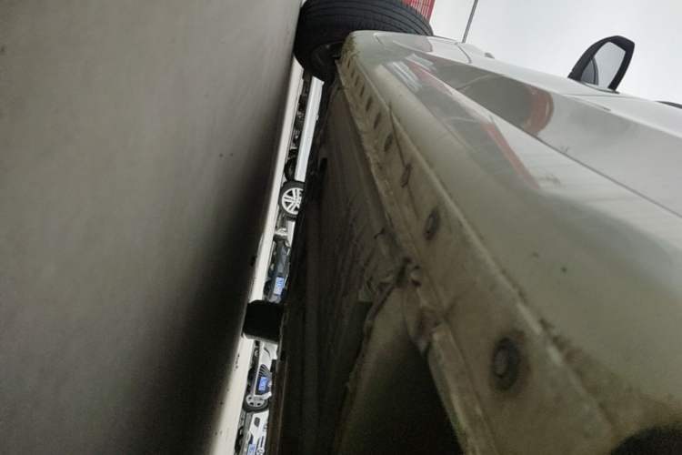 Used Nissan Tiida 2020 1.6L CVT Cool Edition Left Side Sill